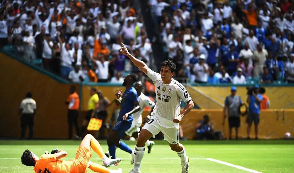 姆巴佩的欧冠之路：挑战金靴的尴尬与荣耀