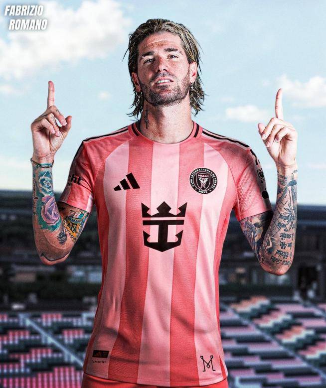 1夜3笔转会！利物浦大手笔意甲冠军送走当家前锋德保罗联手梅西